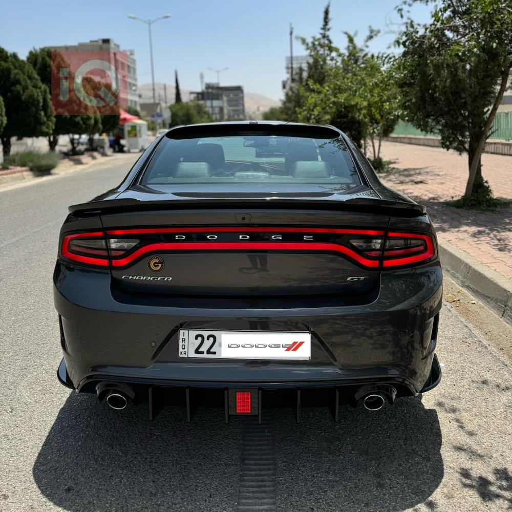 دۆج چارجەر